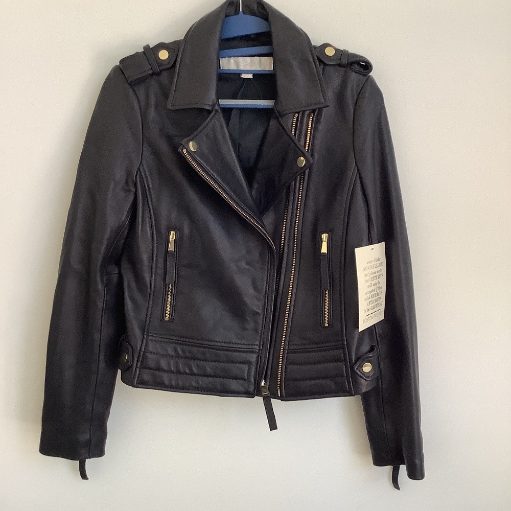 Black leather motorcycle jacket NWT. (S)